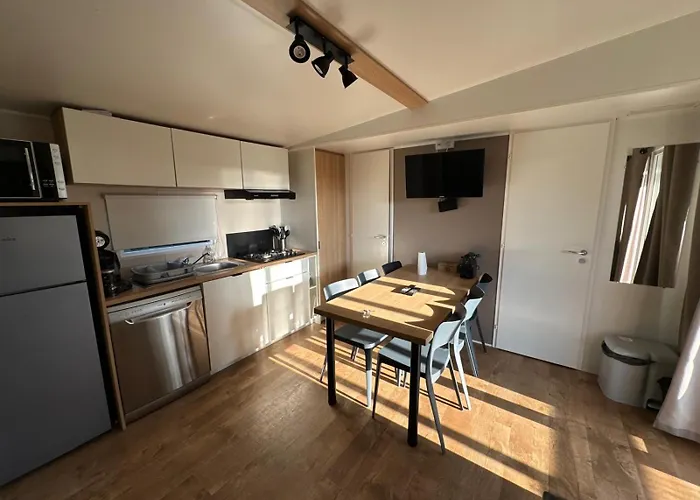 - 045 - Mobilhome Premium 3 6 Personnes Confort 5 étoiles Camping *